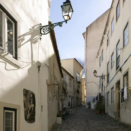 아파트 Center - Subway Nearby